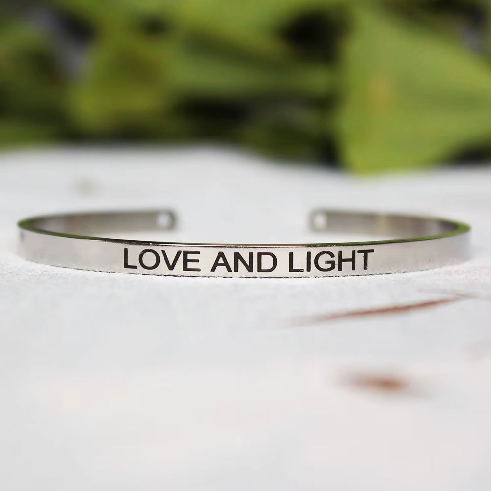 Stainless Steel Bangle Engraved Positive Inspirational Quote Mantra Cuff Titanium Steel Bracelets for Women Men 4Mm Jewelry Gift