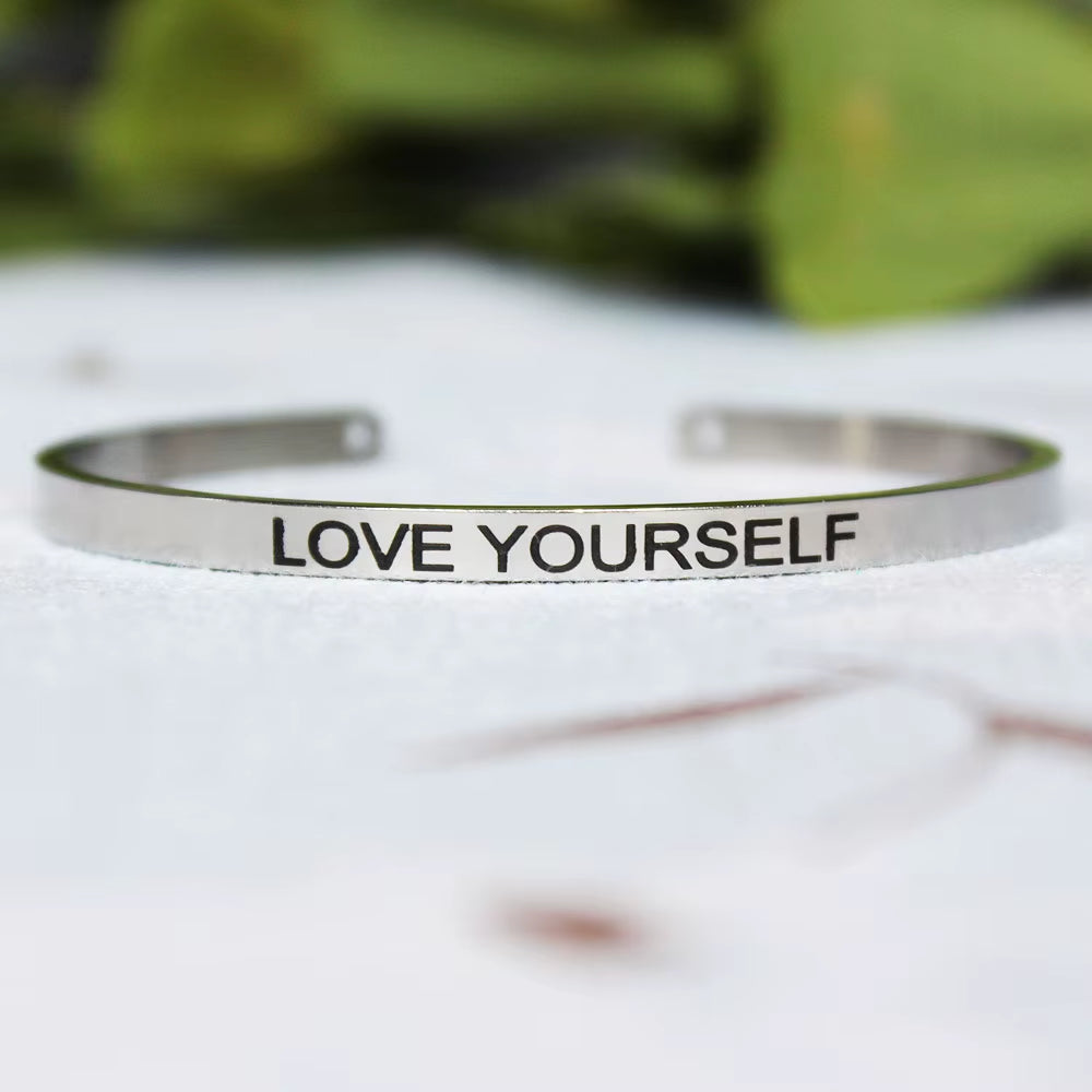 Stainless Steel Bangle Engraved Positive Inspirational Quote Mantra Cuff Titanium Steel Bracelets for Women Men 4Mm Jewelry Gift